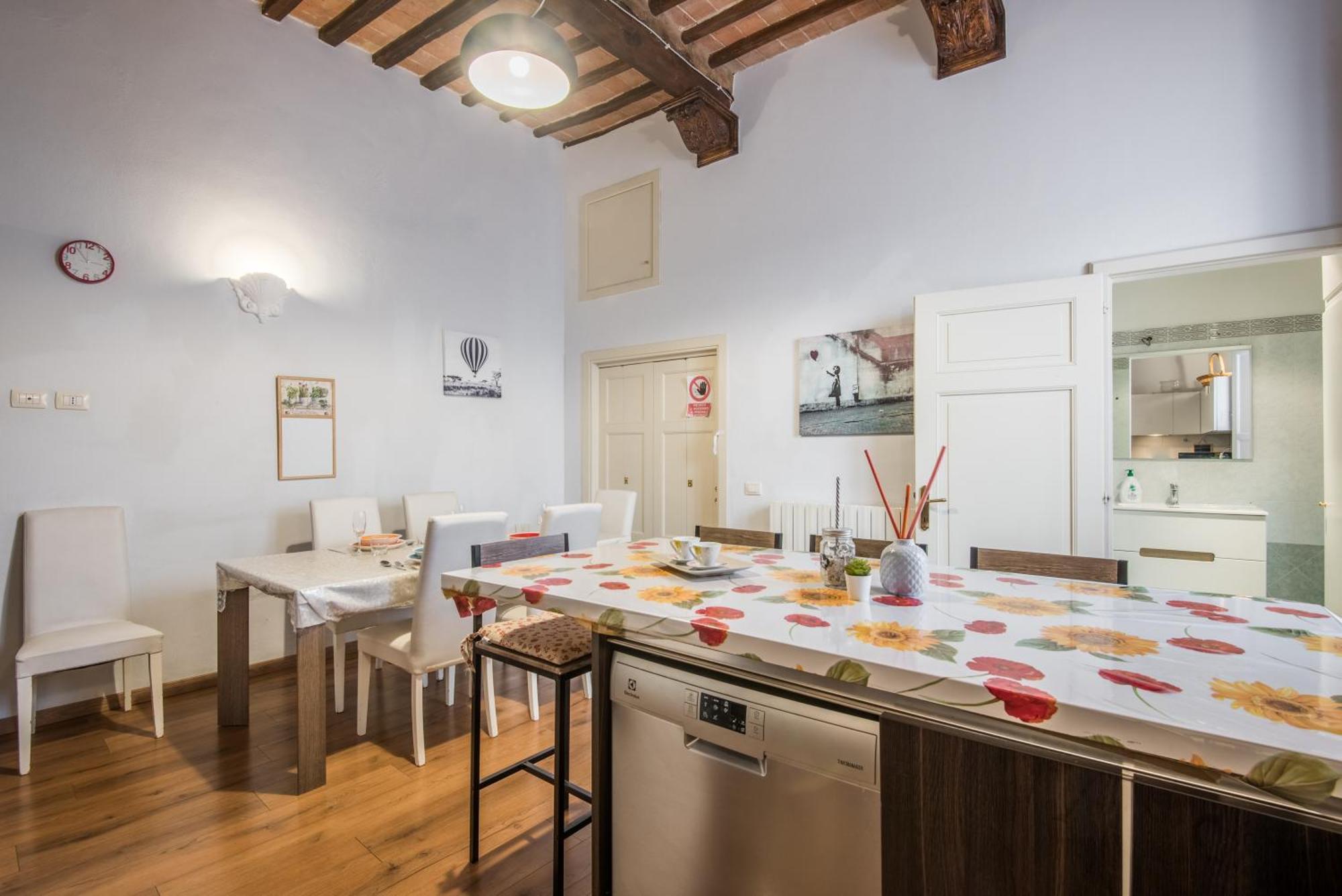 Incantevole Appartamento Banchi Di Sopra Siena Esterno foto